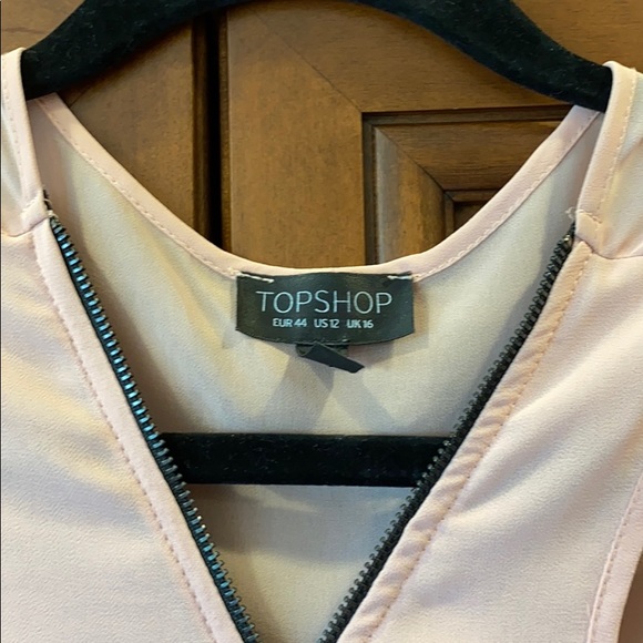 TOPSHOP pink sleeveless top with front zipper - Picture 6 of 7